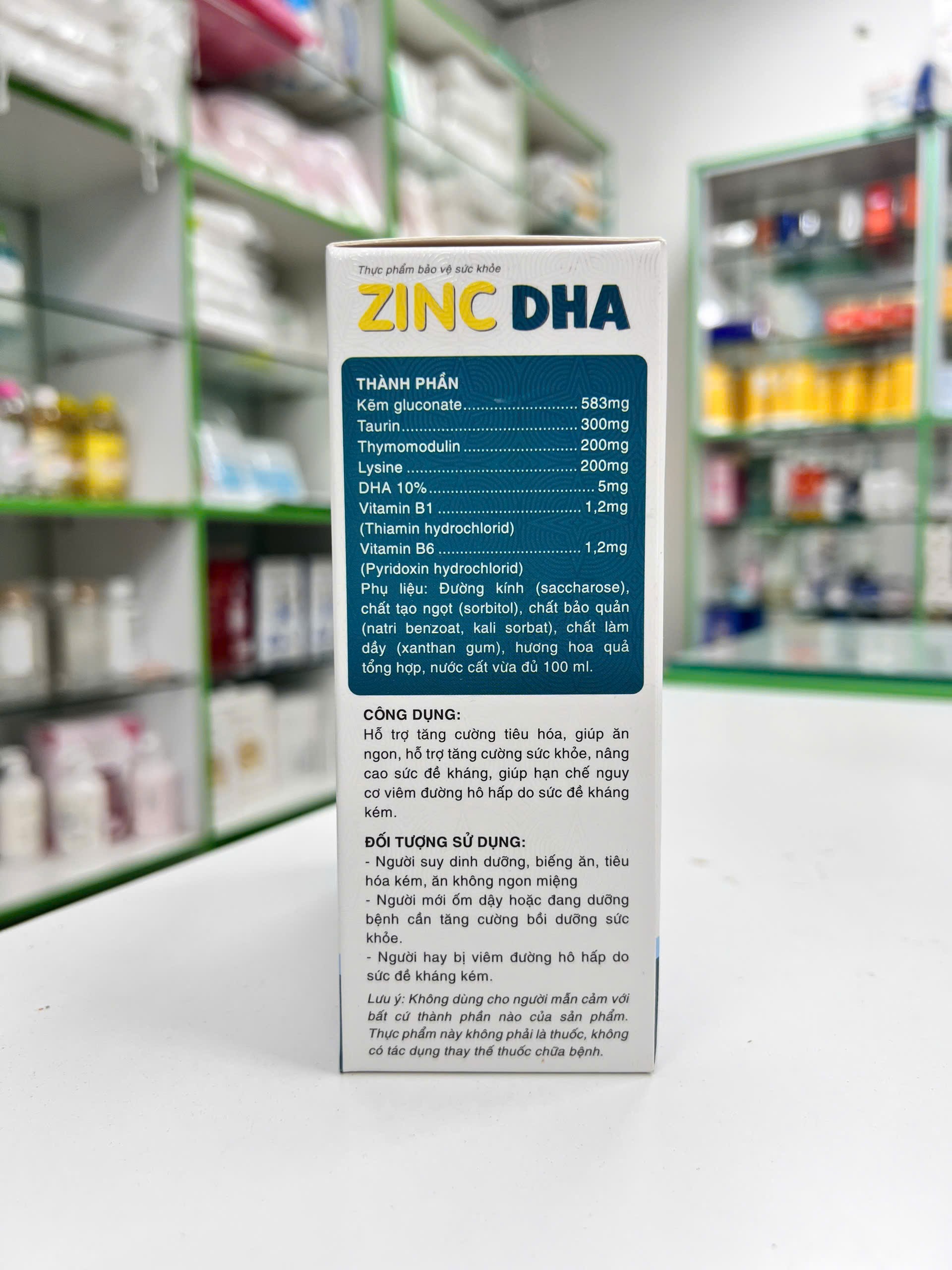 Thực Phẩm Bảo Vệ Sức Khoẻ ZinC DHA — mặt trước hộp và thông tin nhận diện