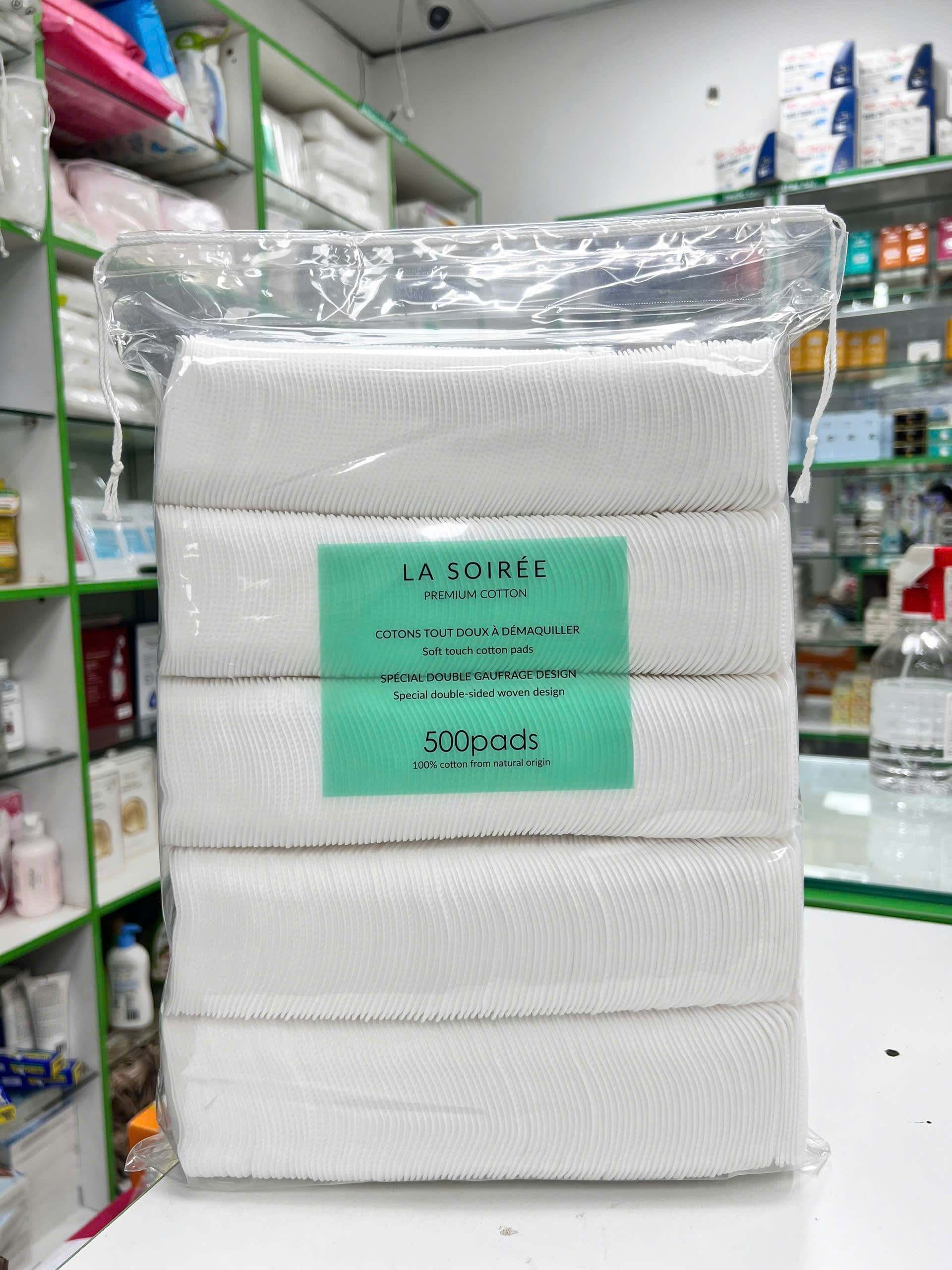 Gói 500 Miếng Bông Tẩy Trang La Soirée 100% Cotton Vuông To, Mềm Mịn, Không Xơ Bông — hộp bông tẩy trang vuông to